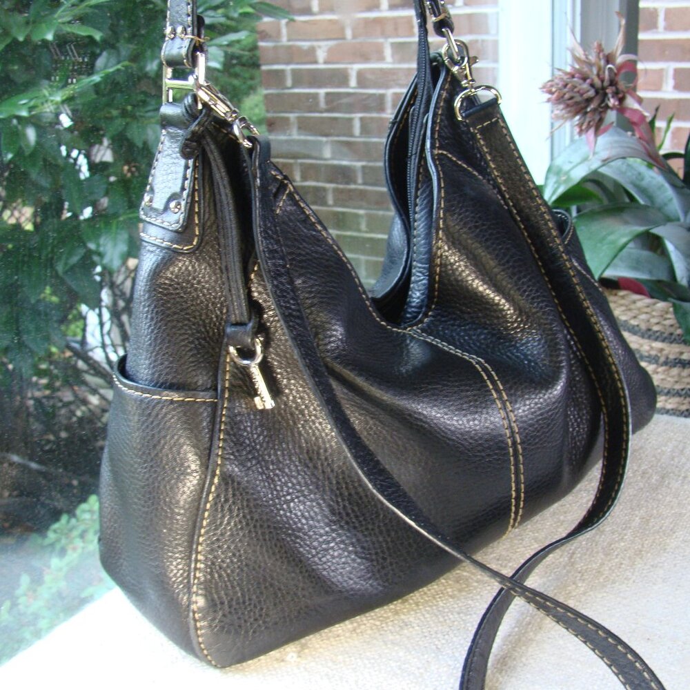 Fossil Hobo Black leather shoulder bag white stitching silver details crossbody